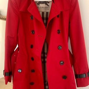 Burberry trench coat size 2